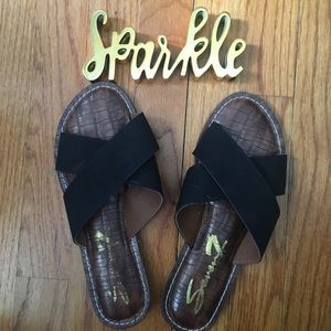 Black sandals in great condition